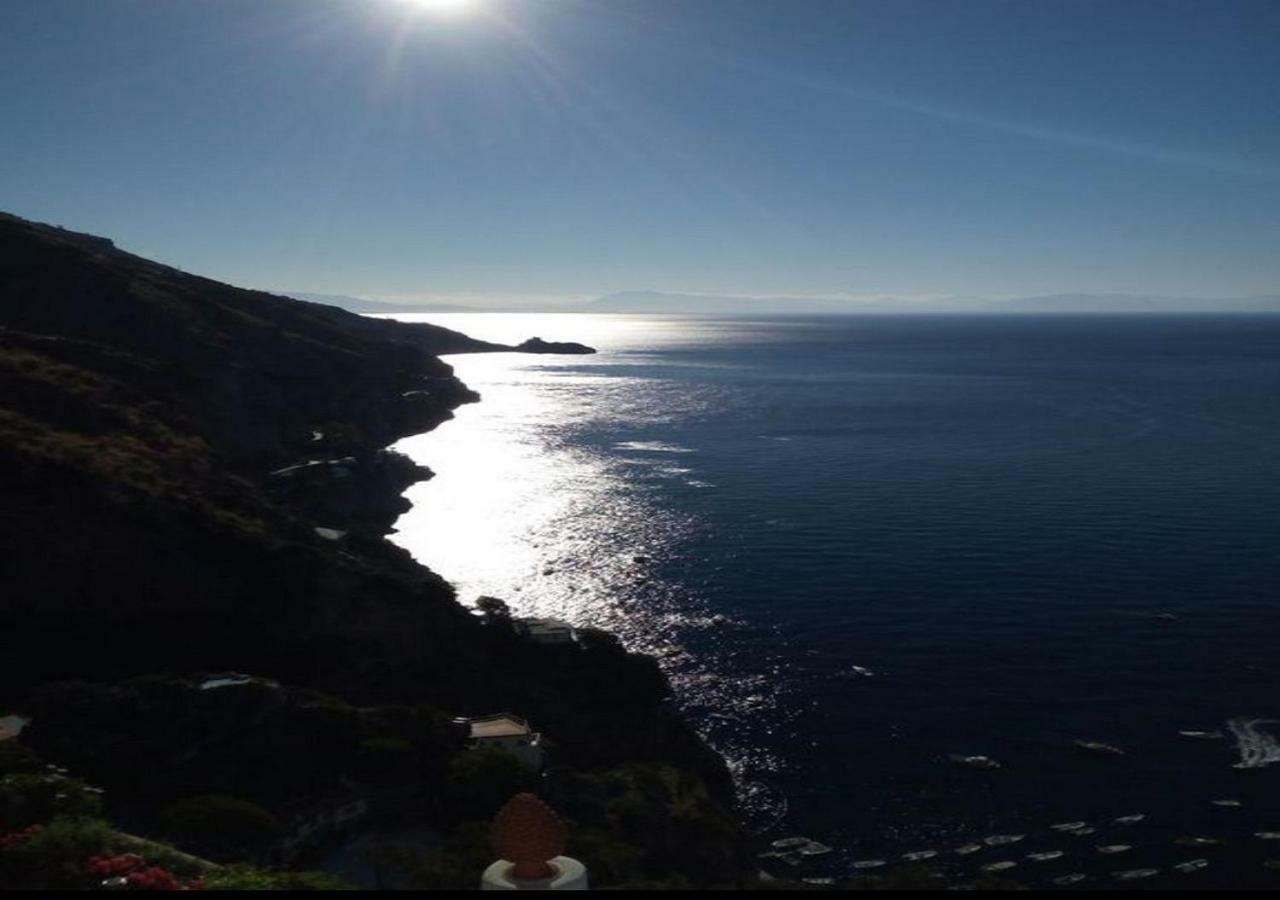 La Limonaia E La Praia Praiano Bagian luar foto