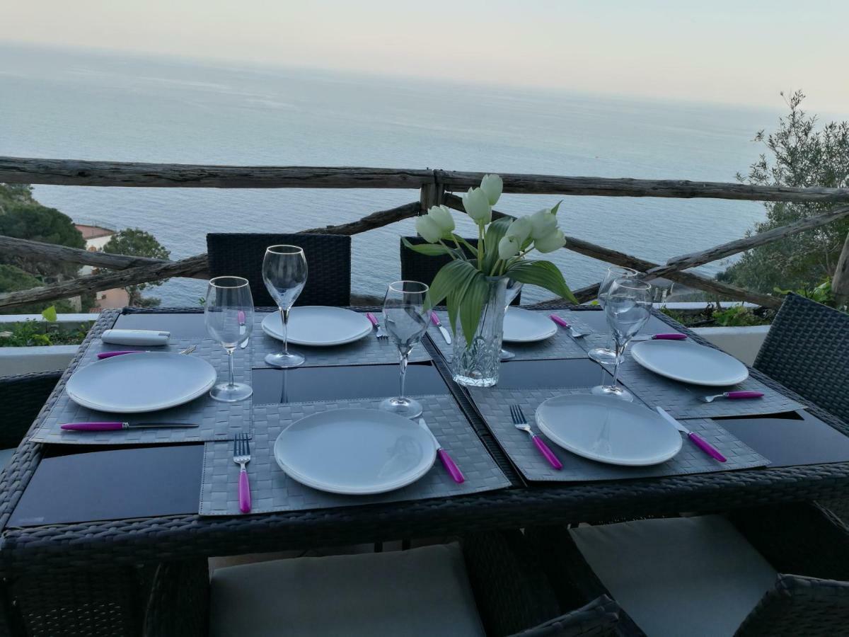 La Limonaia E La Praia Praiano Bagian luar foto
