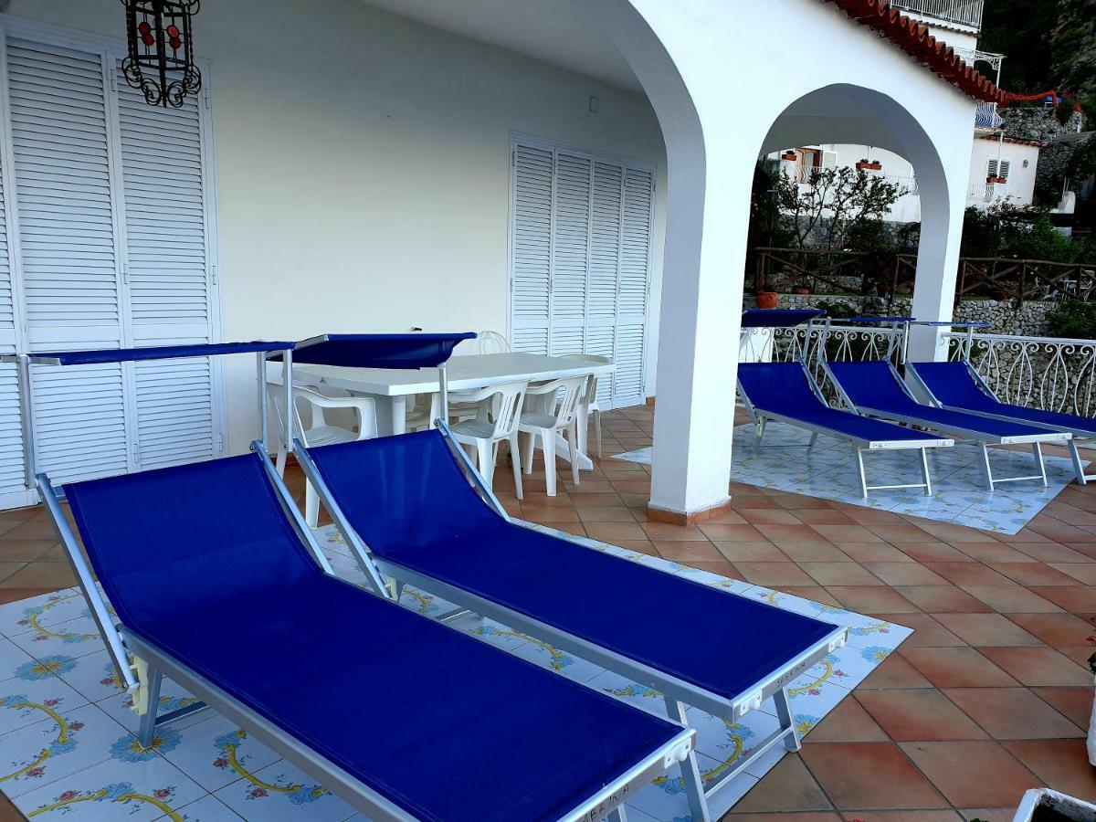 La Limonaia E La Praia Praiano Bagian luar foto