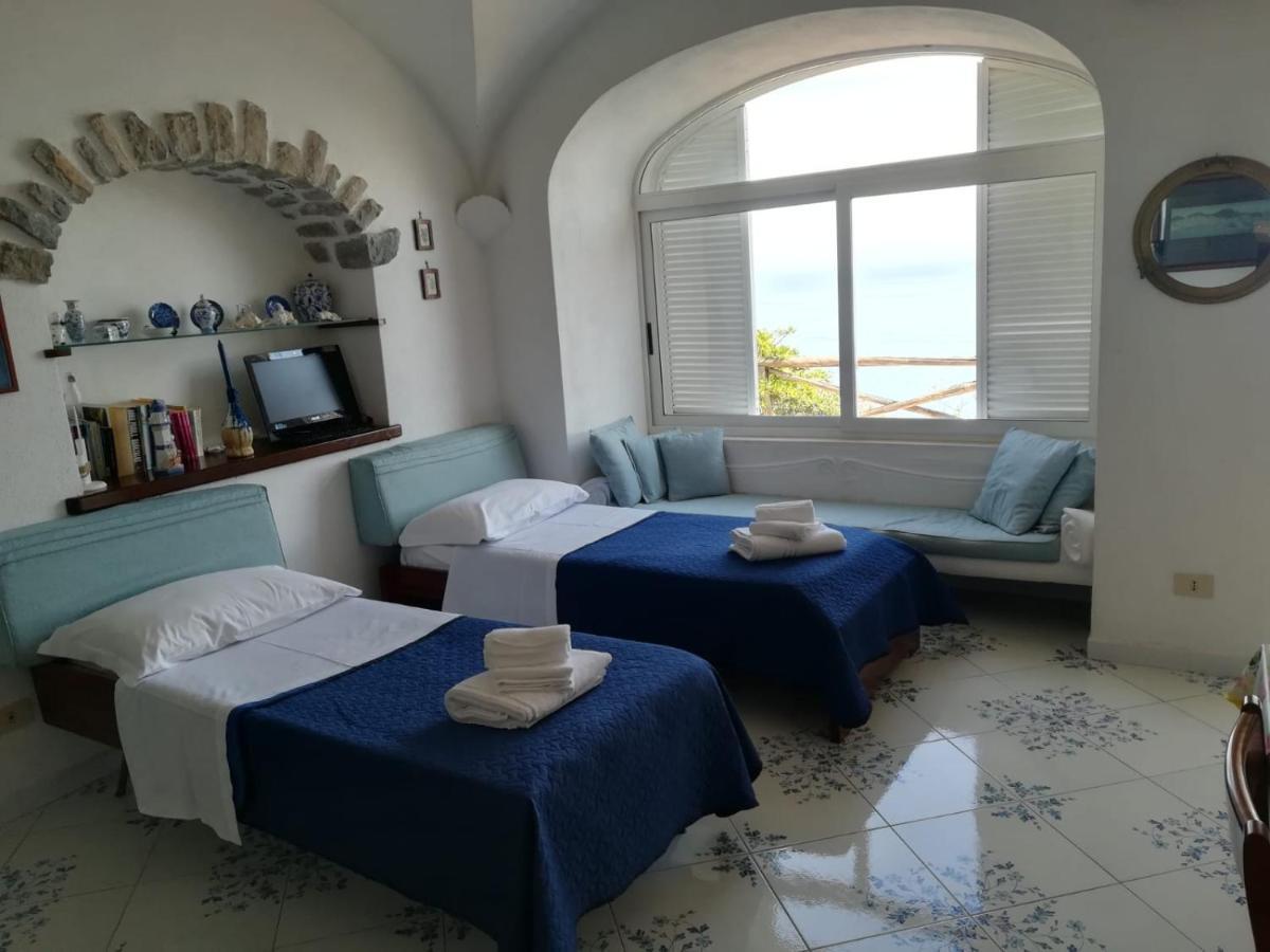 La Limonaia E La Praia Praiano Bagian luar foto